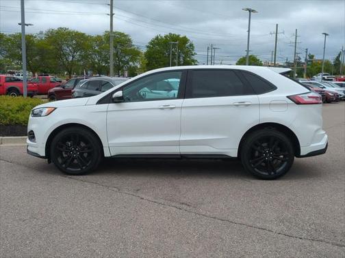 2021 Ford Edge ST