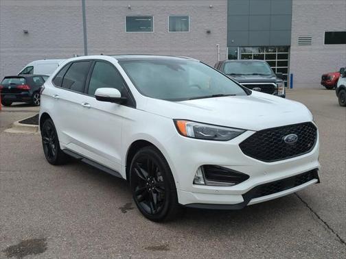 2021 Ford Edge ST