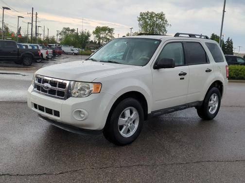 White Suede 2012 Ford Escape XLT