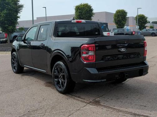 2025 Ford Maverick Lobo Standard