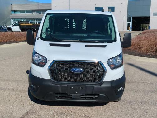 2024 Ford Transit-250 