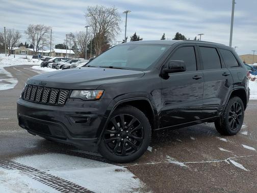 2020 Jeep Grand Cherokee Altitude