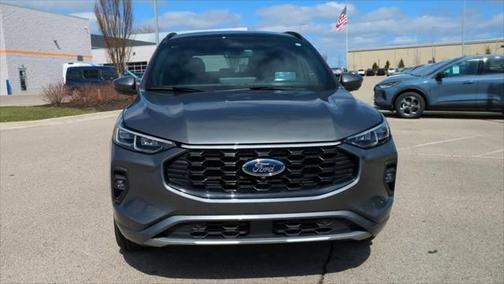 2025 Ford Escape ST-Line Elite