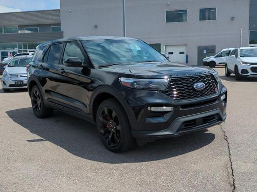 2022 Ford Explorer ST