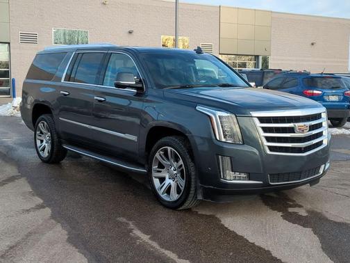 2019 Cadillac Escalade ESV Luxury