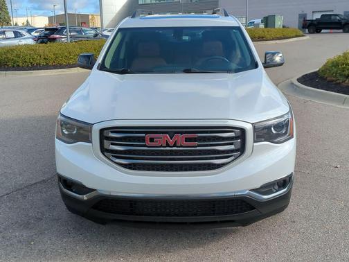 2017 GMC Acadia SLT