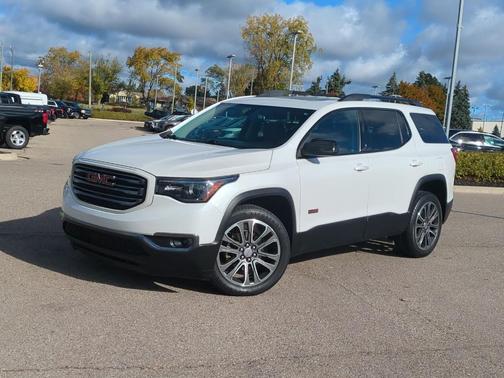 2017 GMC Acadia SLT