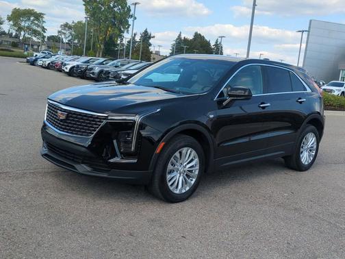 2024 Cadillac XT4 Luxury