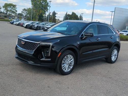 2024 Cadillac XT4 Luxury