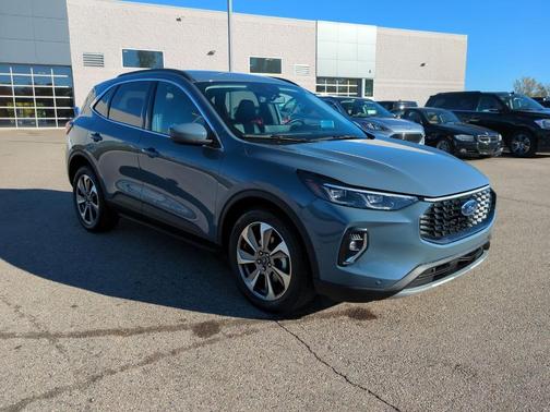 2023 Ford Escape Platinum