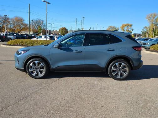 2023 Ford Escape Platinum