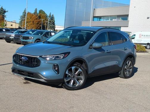 2023 Ford Escape Platinum
