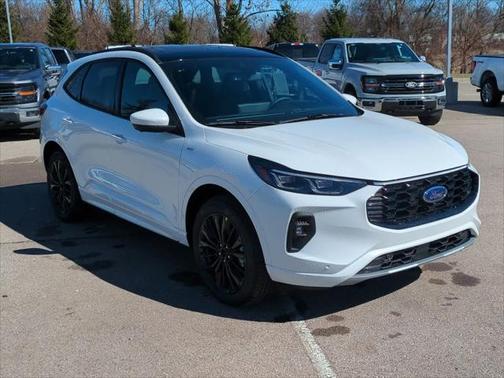 2025 Ford Escape ST-Line Elite