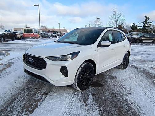 2025 Ford Escape ST-Line Elite