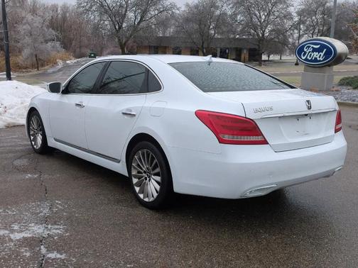 2014 Hyundai Equus Signature
