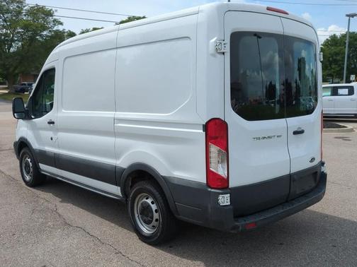 2017 Ford Transit-150 Base