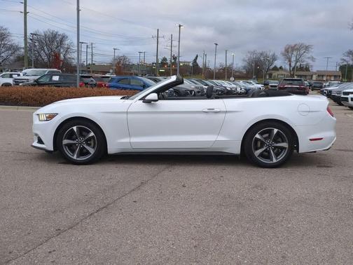 2015 Ford Mustang V6