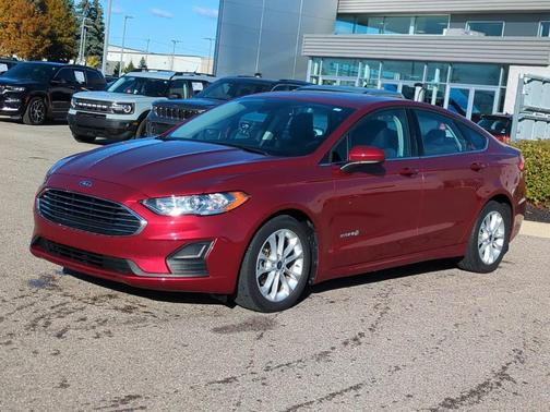 2019 Ford Fusion Hybrid SE