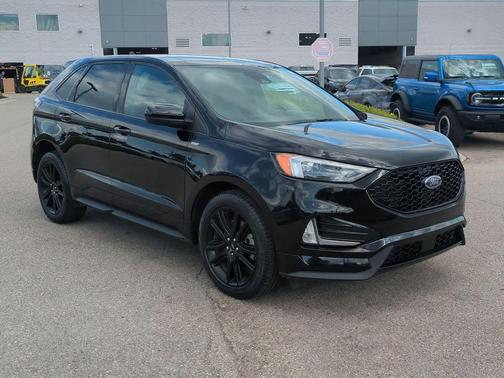 2022 Ford Edge ST-Line