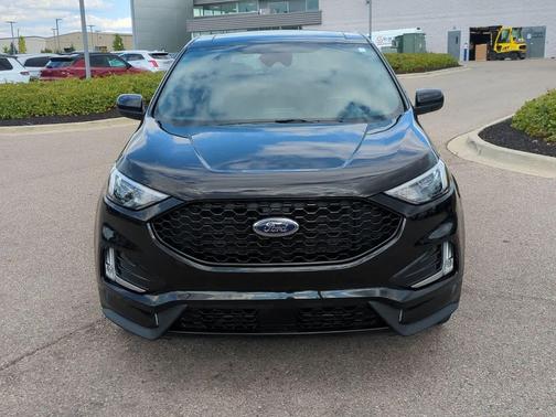 2022 Ford Edge ST-Line