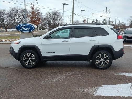 2017 Jeep Cherokee Trailhawk