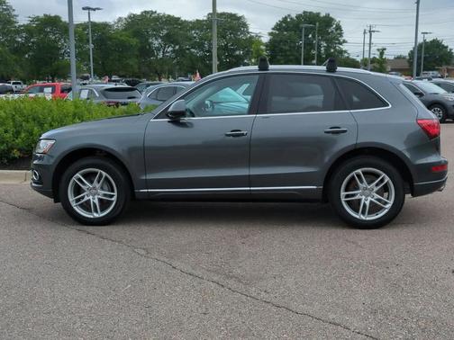 2017 Audi Q5 2.0T Premium Plus