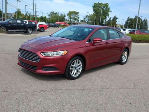 2013 Ford Fusion SE