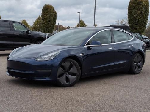 2019 Tesla Model 3 Long Range
