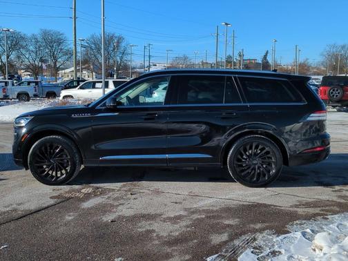 2022 Lincoln Aviator Reserve AWD