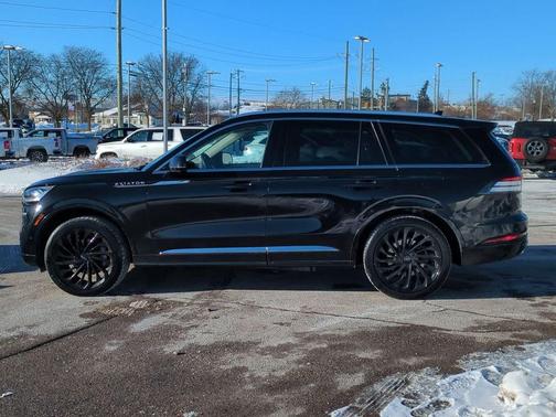 2022 Lincoln Aviator Reserve AWD
