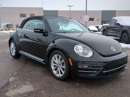 2017 Volkswagen Beetle 1.8T SE
