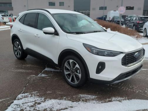2024 Ford Escape Platinum