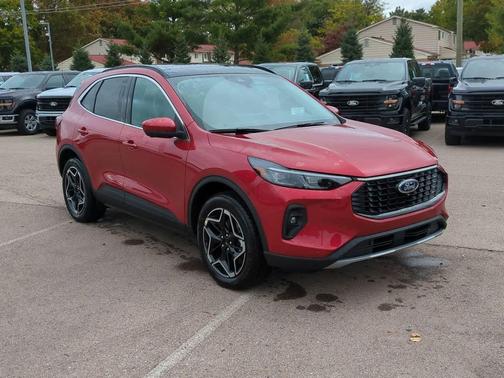 2026 Ford Escape Platinum