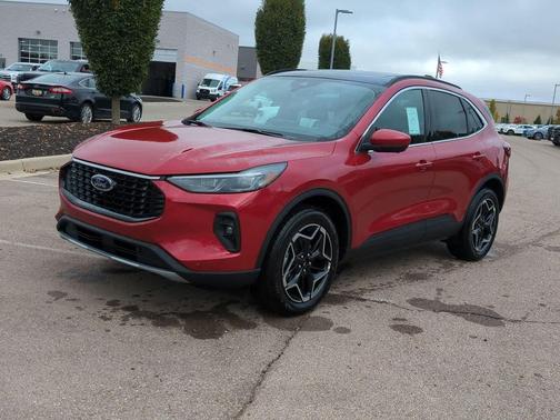 2026 Ford Escape Platinum