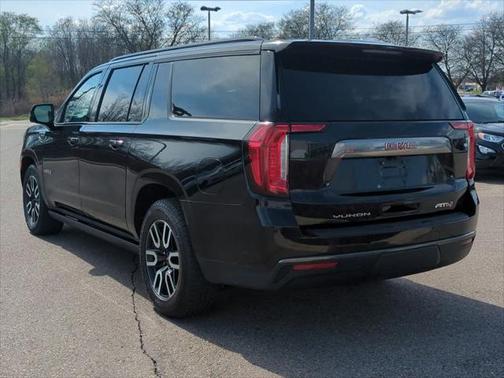 2021 GMC Yukon XL AT4