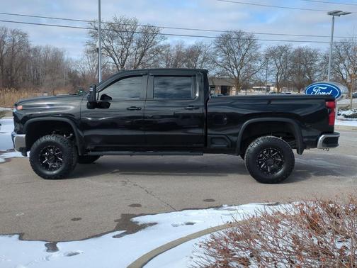 2022 Chevrolet Silverado 2500 LT