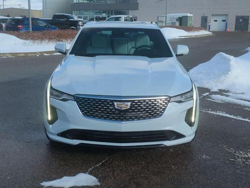 2021 Cadillac CT4 Premium Luxury