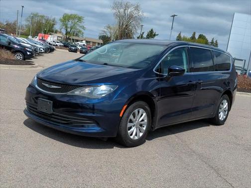 2017 Chrysler Pacifica Touring