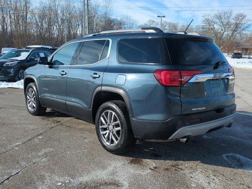2019 GMC Acadia SLE-2