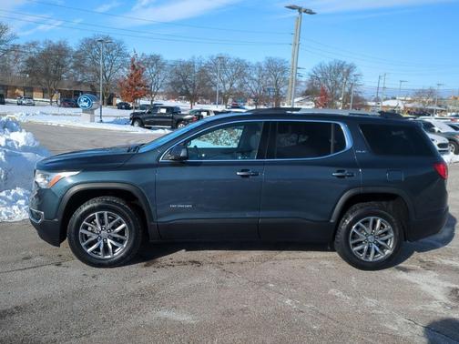 2019 GMC Acadia SLE-2