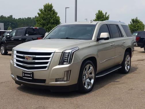2015 Cadillac Escalade Luxury