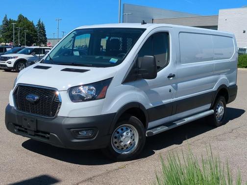 2023 Ford Transit-250