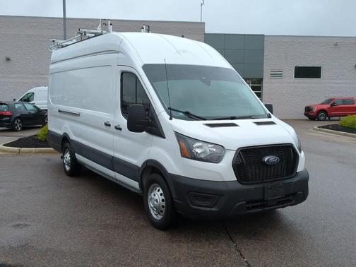 2022 Ford Transit-250 Base