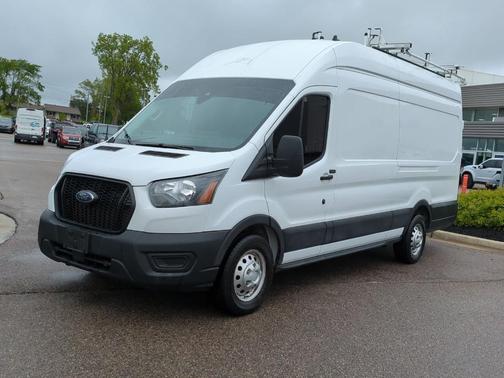2022 Ford Transit-250 Base