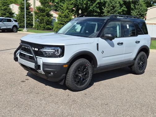 Space White Metallic 2026 Ford Bronco Sport Outer Banks