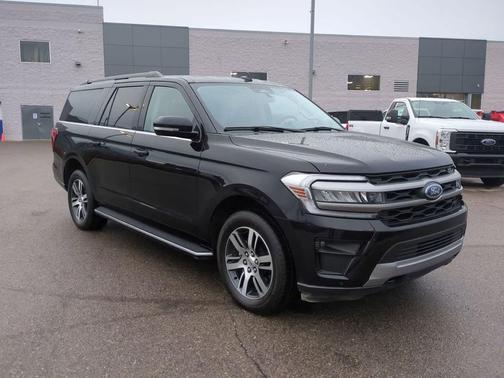 2023 Ford Expedition Max XLT