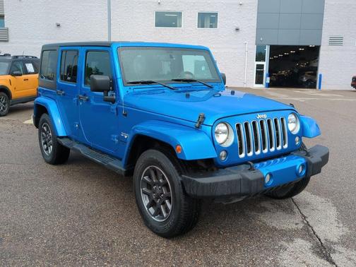 2016 Jeep Wrangler Unlimited Sahara