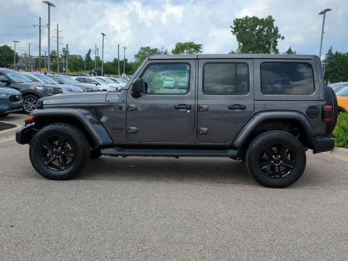 2021 Jeep Wrangler Unlimited Sahara Altitude