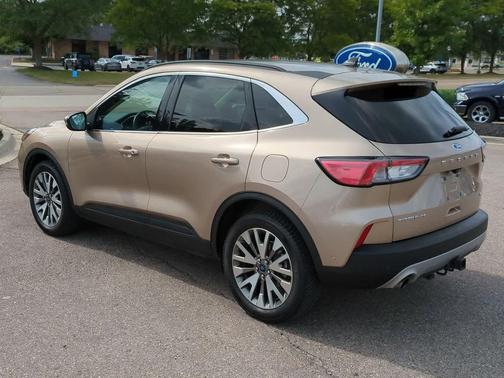 2020 Ford Escape Titanium