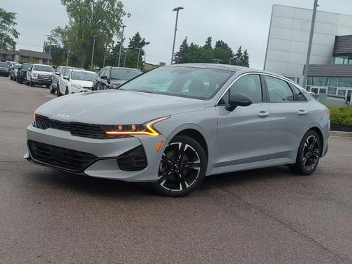 2022 Kia K5 GT-Line